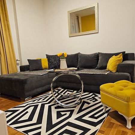 Apartman Sunflower Szávaszentdemeter Kültér fotó